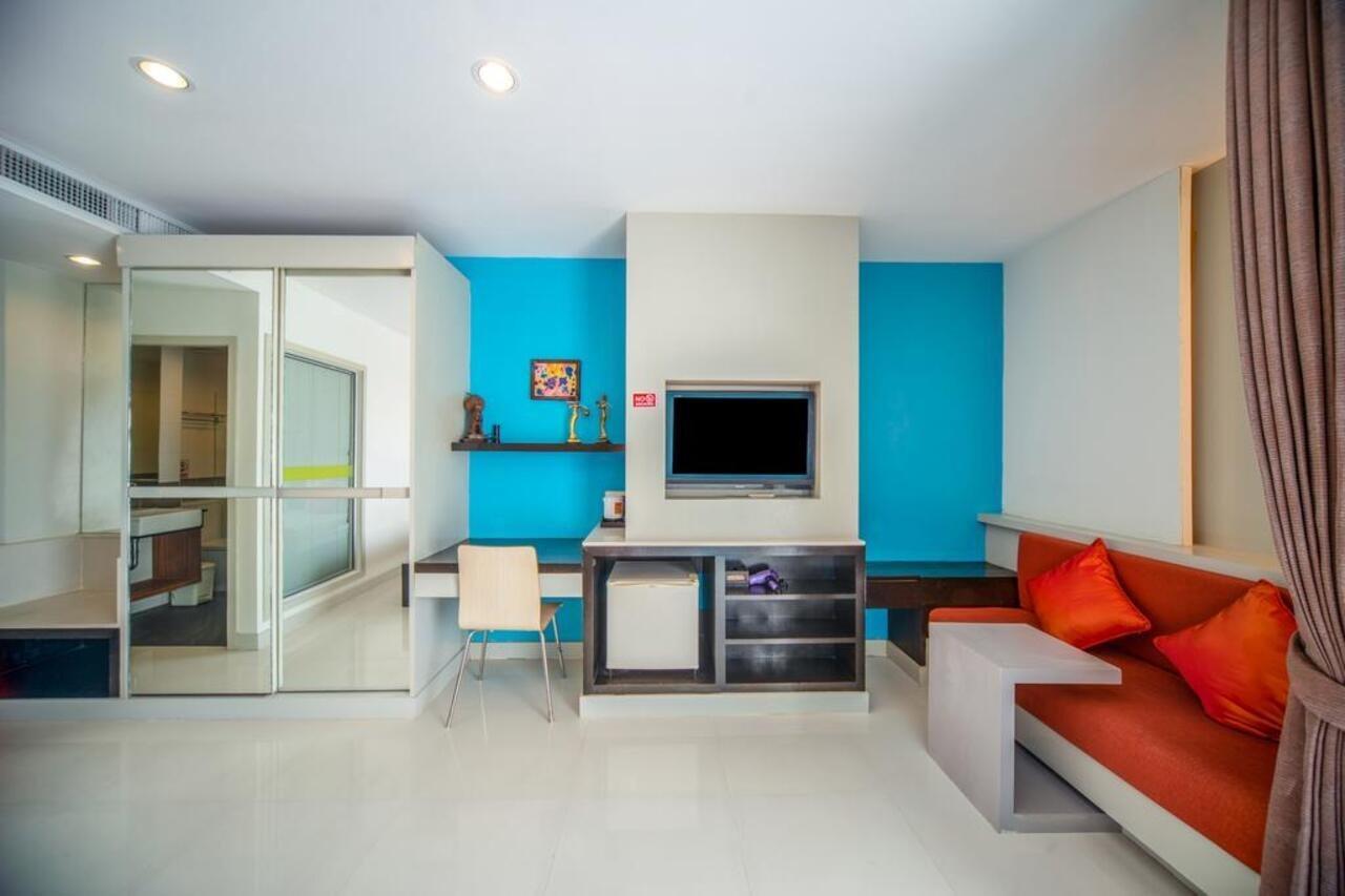 I Dee Hotel Patong Exterior photo